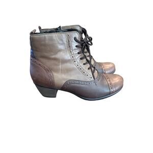 Women’s Remonte Dorndorf Leather Boots. Size 37 (6.5)